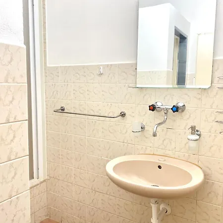 Hotel Labe 2*